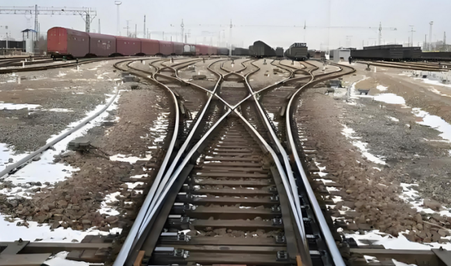 AG恒峰新品道岔跳线：铁路安全运行的“守护者”